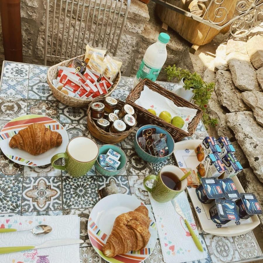 La Rosa Dei Trulli B&B 알베르벨로 외부 사진