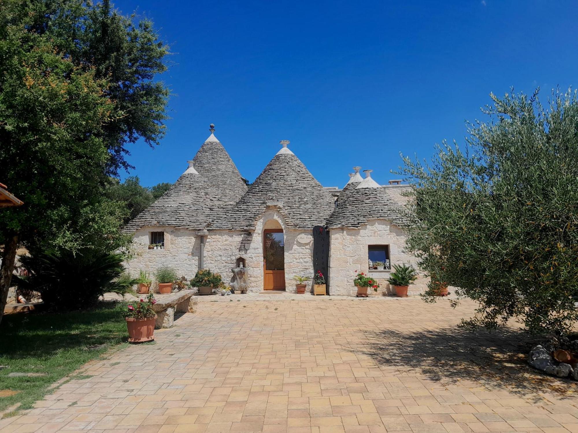 La Rosa Dei Trulli B&B 알베르벨로 외부 사진